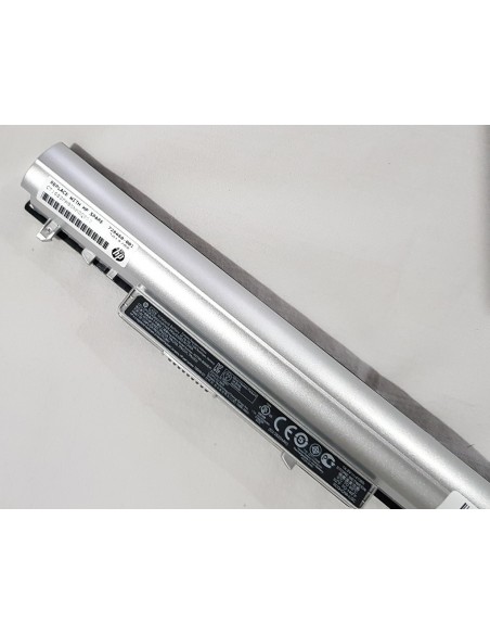 HP HSTNN-DB6N - 4 Cell LA04 HP original Laptop Notebook Battery--MPN: LA04 - Image 3