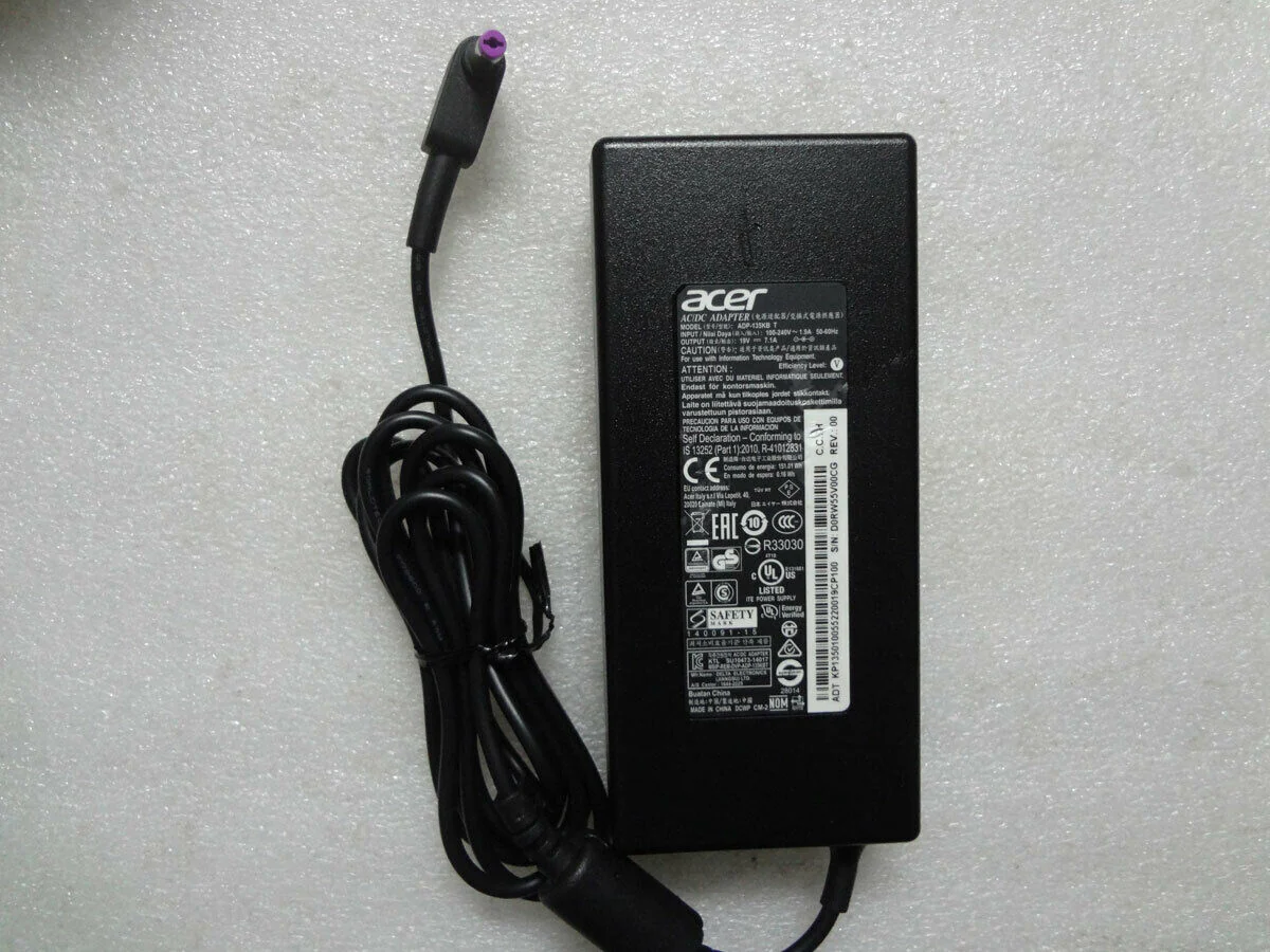 Acer-135W-Adapter-1.webp ACER 135W CHARGER